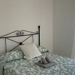 Encantadora Casa En El Corazon De * エステポナ