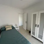 Encantadora Casa En El Corazon De * エステポナ