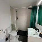 Encantadora Casa En El Corazon De エステポナ